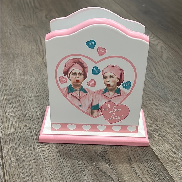 I Love Lucy Pink White Kitchsy Retro Heart Ethel Kitchen Dining Napkin Holder - Picture 1 of 6